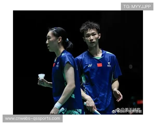 混双项目决赛：陈堂杰-杜依蔚直落两局夺冠，展现默契配合